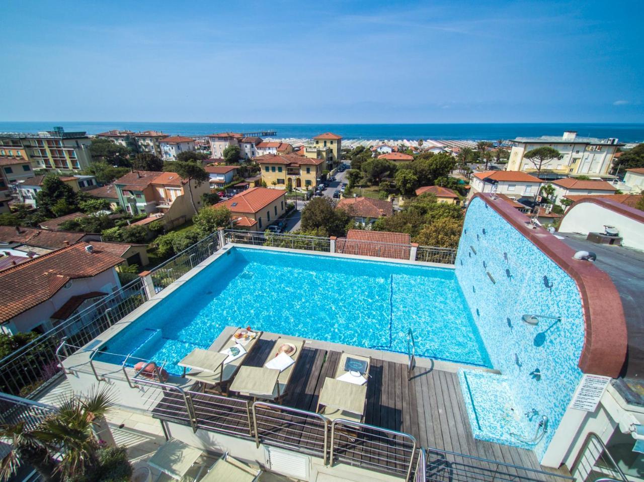 Hotel Nuova Sabrina Marina di Pietrasanta Exterior foto
